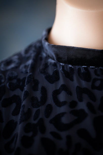 cut out velvet midnight blue dress cocktail dress evening wear preloved fashion recycled clothing